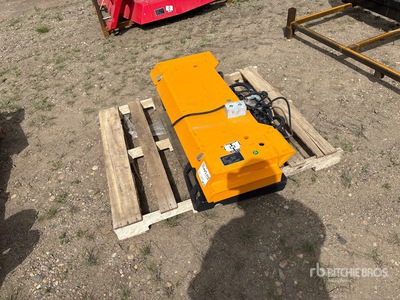 2026 GIYI GY-TMP45 Skid Steer Attachment Mounting Plate (Unused)