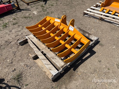 2026 GIYI Excavator Rake - Fits Cat 305 (Unused)