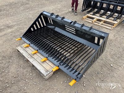 2026 GIYI GY-RB66 66 in Skid Steer Rock Bucket (Unused)