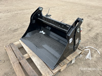 2026 GIYI GY-XKH39 38 in Multi-Purpose Mini Skid Steer Bucket (Unused)