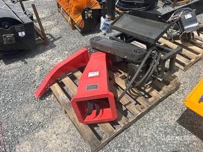 2026 GIYI GY-MWC53 Mini Skid Steer Chipper (Unused)