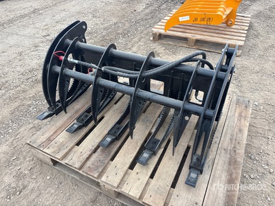 2026 GIYI GY-MCLG60 44 in Skeleton Mini Skid Steer Grapple (Unused)