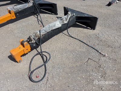 2026 GIYI GY-TBL47 Skid Steer Telescopic Boom (Long Cylinder) スキッドステア付属部品 (Unused)