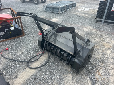 2026 GIYI GY-X DM43 32 in Mini Skid Steer Mulcher (Unused)