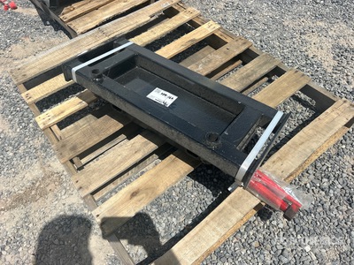 2026 GIYI GY-BF39 Skid Steer Bale Spear (Unused)