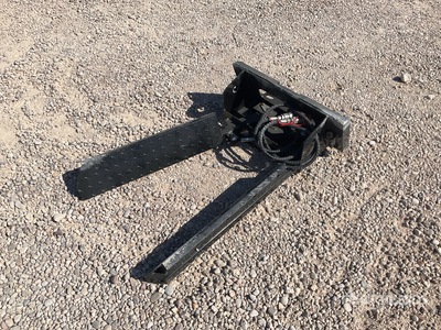 2026 GIYI GY-MHF44 MINI Horizontal Clamp Fork ملحقات معدة الحمل الصغيرة المجنزرة المتنوعة (Unused)