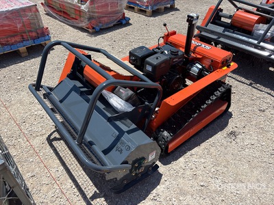 2026 SDLOOL SL-LM1000Q Remote Control Crawler Rasa erba (Unused)