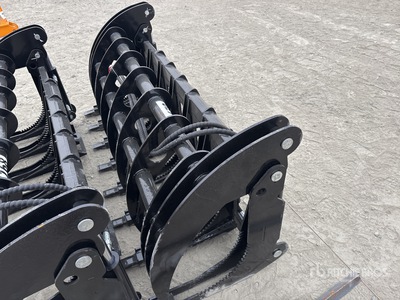 2026 GIYI GY-CLG72 72 in Log Skid Steer Grapple (Unused)