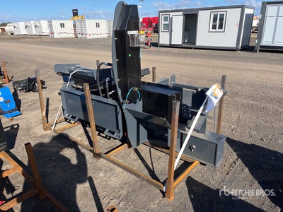 2026 GIYI GY-FLS72 2200 mm Skid Steer Feeding Log Splitter (Unused)