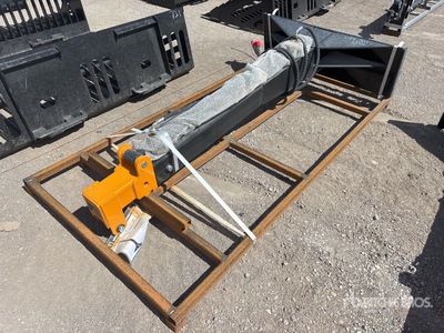 2026 GIYI GY-TBL47 Skid Steer Telescopic Boom (Long Cylinder) スキッドステア付属部品 (Unused)