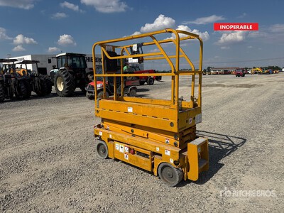 2006 Haulotte Optimum 8 Electric منصة رفع متحركة (Inoperable)