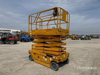 2009 Haulotte Compact12 Scissor Lift
