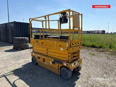 2007 Haulotte Compact 10N Schaarlift (Inoperable)