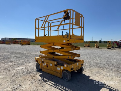 2006 Haulotte Compact 8W Scissor Lift