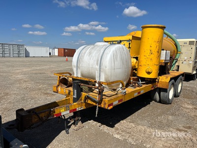 2000 Vac-Tron Vacuum Excavation Unit