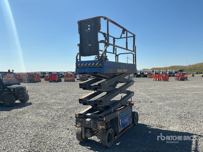 2010 Aichi SV06 Electric Scissor Lift