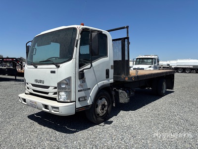 2020 Isuzu NPR 4x2 Flatbed Truck