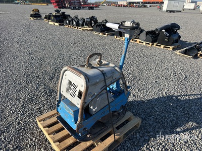 2013 Weber CR5E Plaque vibratoire (Inoperable)