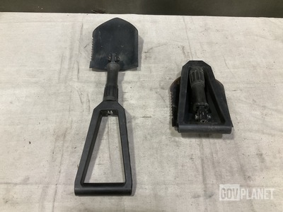 (75) Entrenching Tools