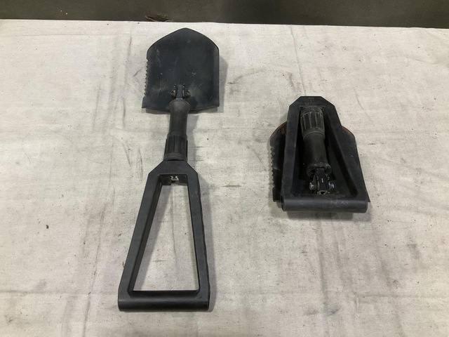 (75) Entrenching Tools