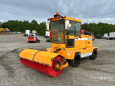 2008 Rosco 4820 Sweep Pro Self-Propelled Broom