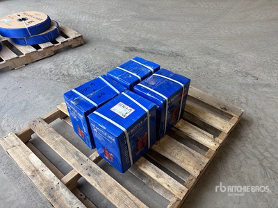 Quantity of (4) 2024 Powertek 20 ton Air Bottle Gato (Unused)