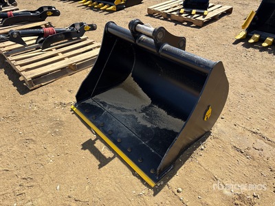 Dynamic Entities 42 in Cleanup Excavator Bucket - Fits Cat 303