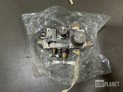 Moog Carleton R257-006 Pressure Manifold