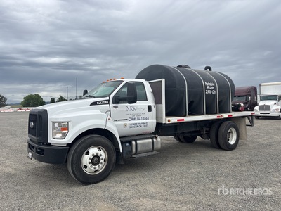 2022 Ford F-750 2500 gal 4x2 Flatbed Water Truck