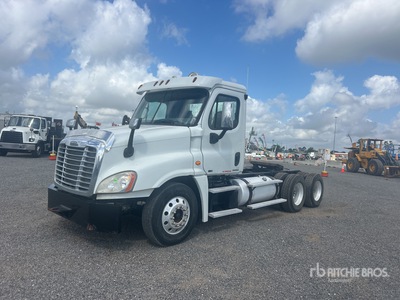 2012 Freightliner Cascadia 125 6x4 T/A Day Cab Truck Tractor