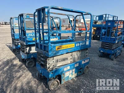 2017 Genie GS-1930 Electric Scissor Lift