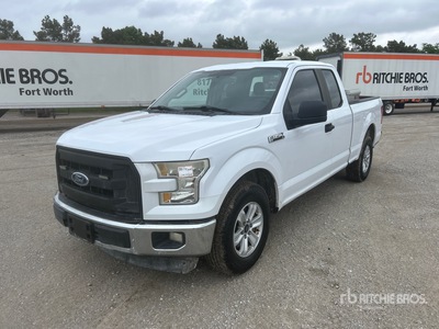 2015 Ford F-150 XL 4x2 Extended Cab Pickup