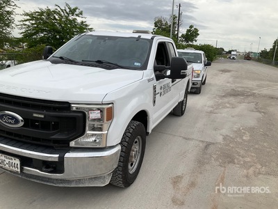2022 Ford F-250 4x2 Extended Cab Pickup