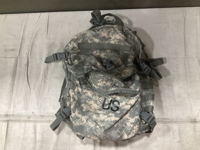 (106) Assault Packs