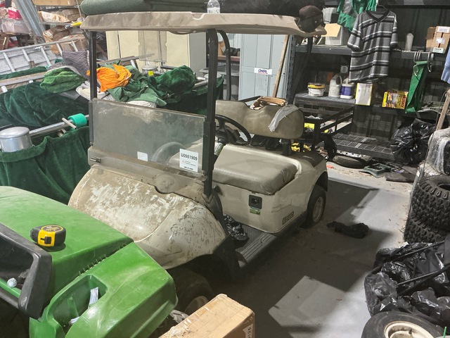 E-Z-Go  Golf Cart