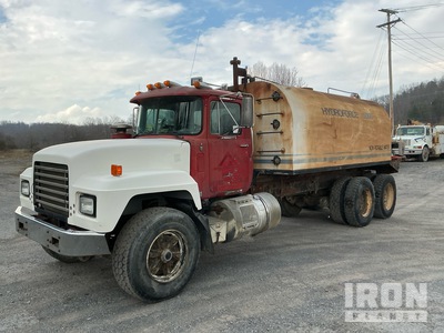 1997 Mack RD688S 6x4 T/A Dump Truck