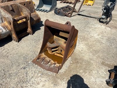 Tag 23 in Q/C Digging Excavator Bucket