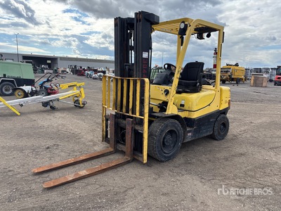 2017 Hyster H60XT 5550 lb Forklift