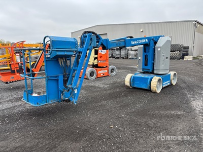 2007 Genie Z-30/20N RJ 2WD Electric Articulating Boom Lift (Inoperable)