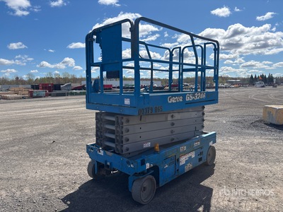 2014 Genie GS3246 Electric Piattaforma aerea verticale