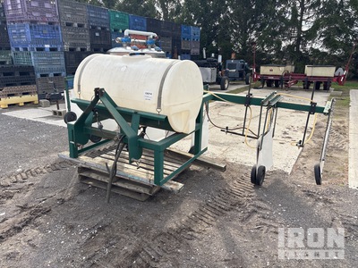 200 gal 3 rows, inner row, extends to 21.5', 3 section control Pulverizador de enganche de 3 puntos