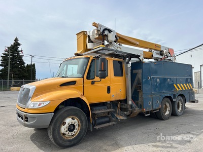 2004 Posi-Plus 400-46-R on 2005 International 4400 6x4 Extended Cab Bucket Truck