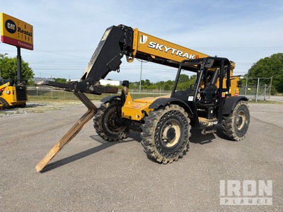 2019 Skytrack 8042 Telehandler