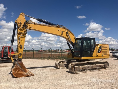 2018 Cat 320 Tracked Excavator