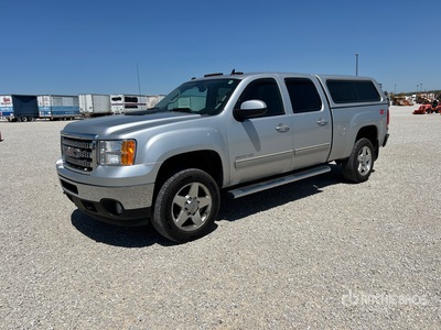 2014 GMC Sierra 2500HD 4x4 Crew Cab Pickup