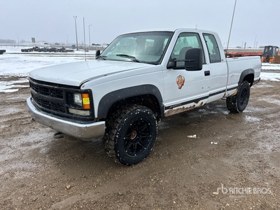 1998 Chevrolet K2500 4x4 Extended Cab Pickup