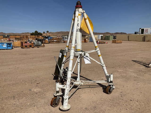 Columbus Hydraulic Tripod Jack