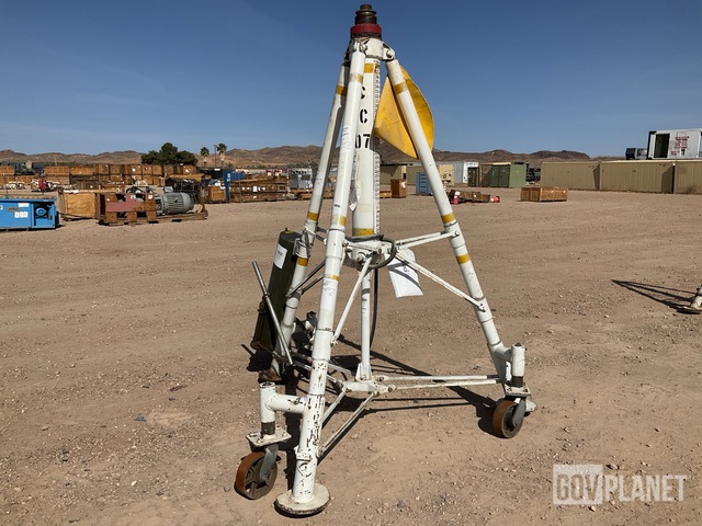 Columbus Hydraulic Tripod Jack