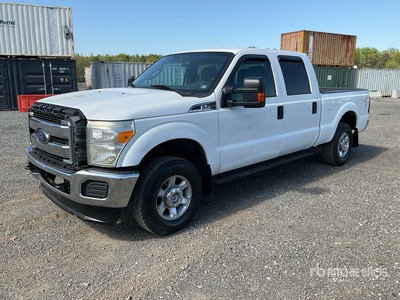 2014 Ford F-250 XLT 4x4 Crew Cab Pickup