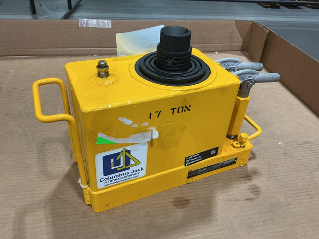 Columbus Jack-Regent 942AS100 17-Ton Axle Hydraulic Jack